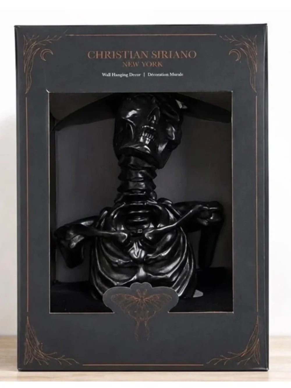 VIRAL Christian Siriano Gothic Skull Wall Hanging Decor Halloween Black